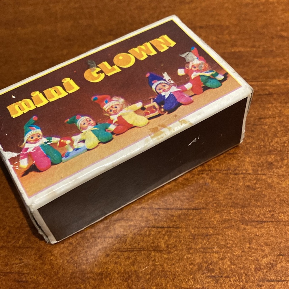 Mini Clown - Picture 4 of 4